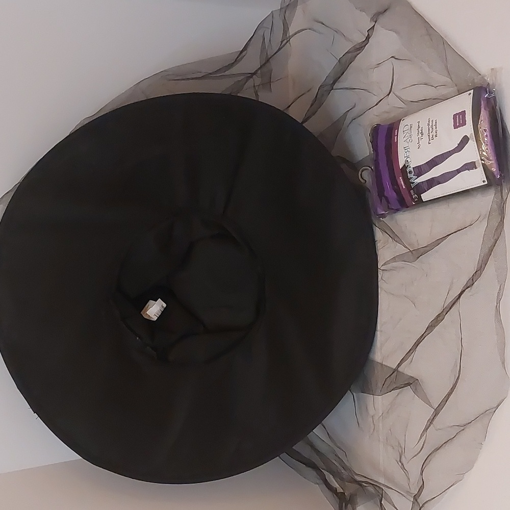 WITCH HAT PURPLE BLACK VEIL PURPLE AND BLACK STRIP TIGHTS SIZE ONE SIZE 2 PEICE - Picture 2 of 5